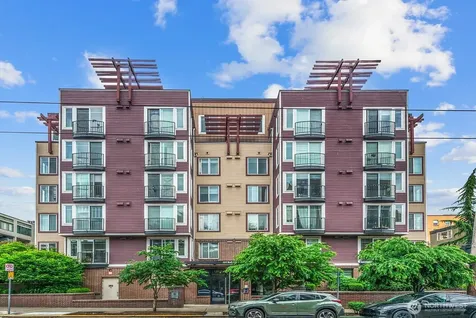 124 Bellevue Avenue E Seattle WA 98102