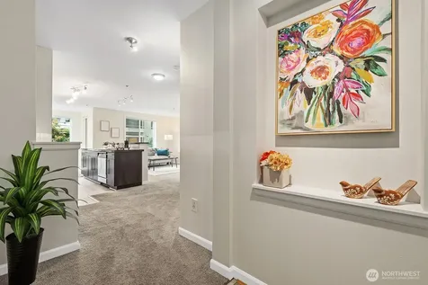 124 Bellevue Avenue E Seattle WA 98102