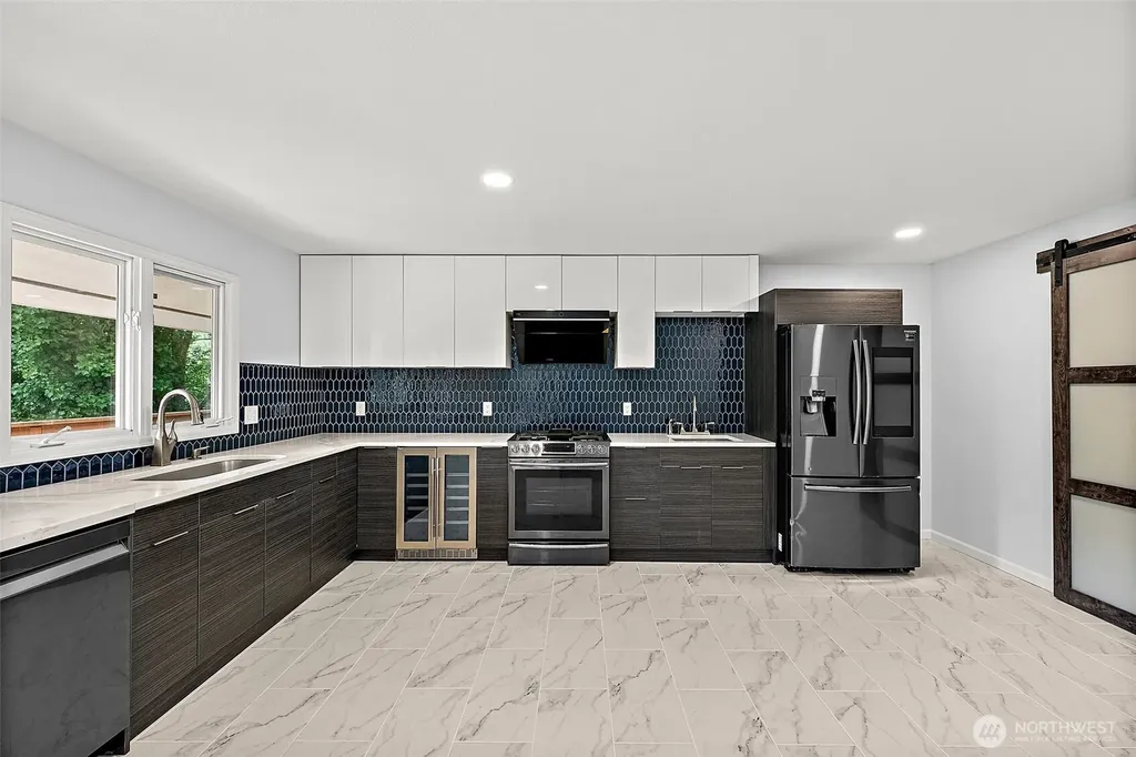 6718 76th Street W Lakewood WA 98499