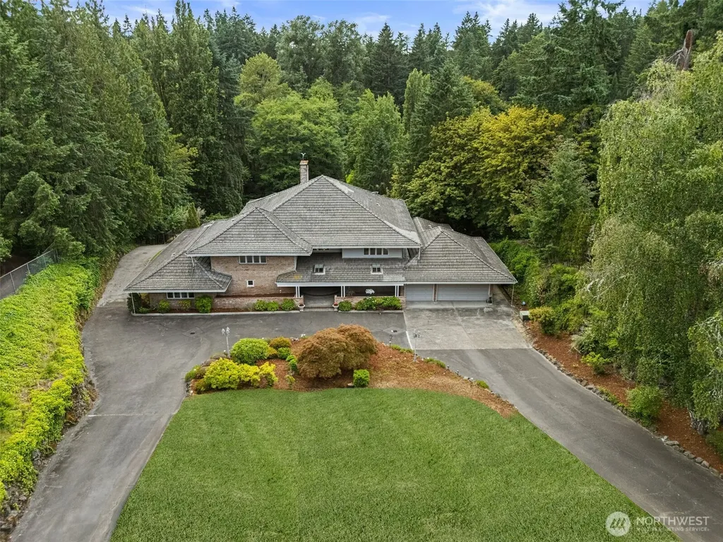 6718 76th Street W Lakewood WA 98499