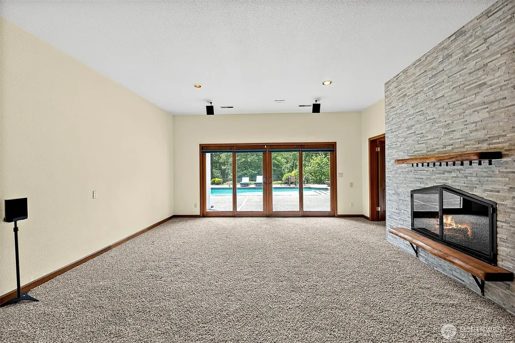 6718 76th Street W Lakewood WA 98499