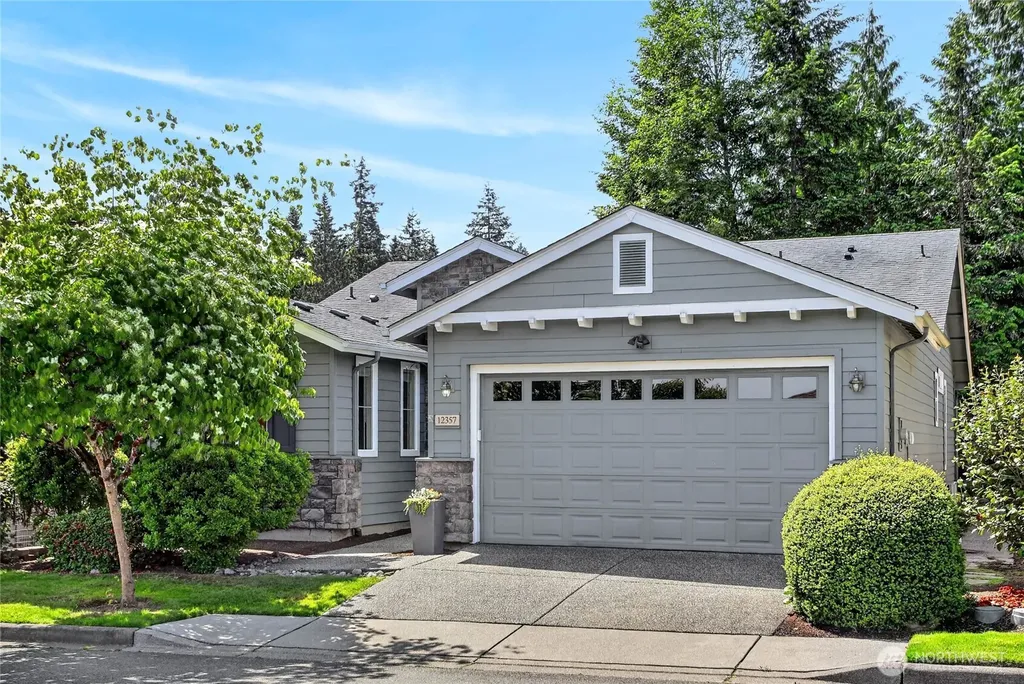 12357 Big Leaf Way NE Redmond WA 98053