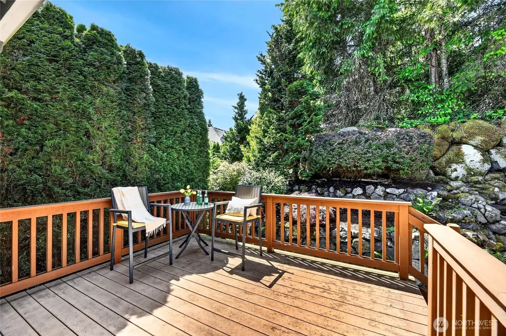 12357 Big Leaf Way NE Redmond WA 98053