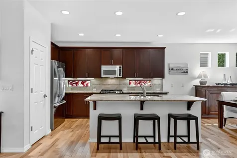 12357 Big Leaf Way NE Redmond WA 98053