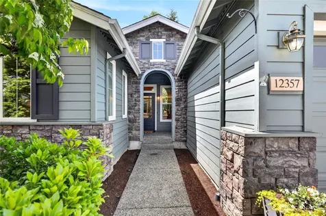 12357 Big Leaf Way NE Redmond WA 98053