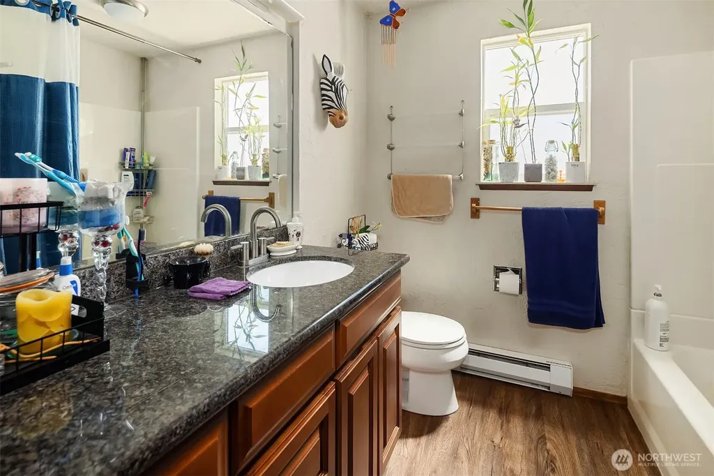 1907 37th Street Everett WA 98201