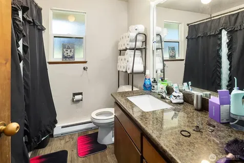 1907 37th Street Everett WA 98201
