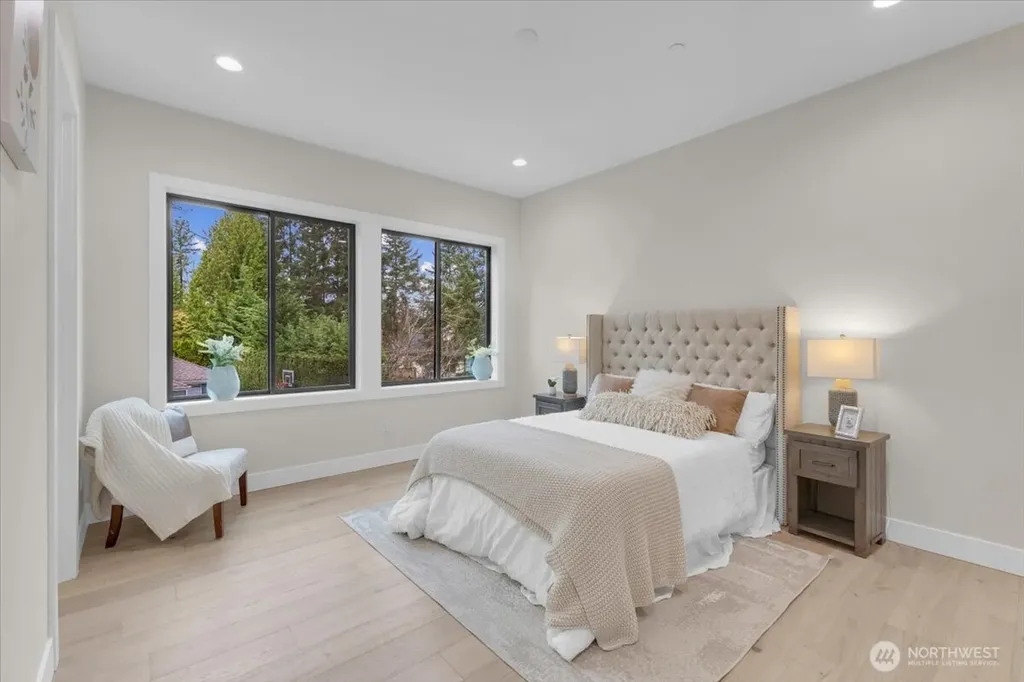 4025 172nd Avenue NE Redmond WA 98052
