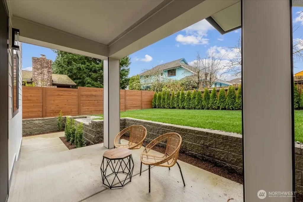 4025 172nd Avenue NE Redmond WA 98052