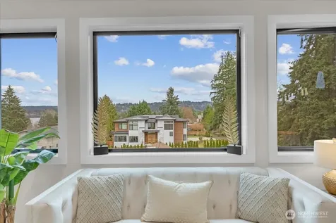 4025 172nd Avenue NE Redmond WA 98052