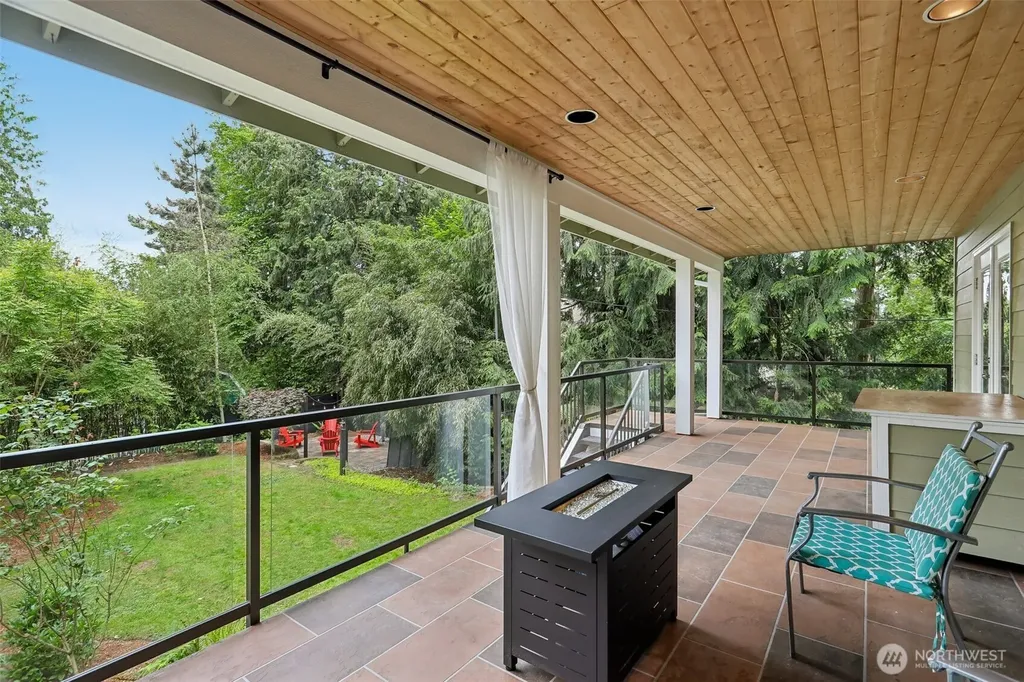 11633 NE 92nd Street Kirkland WA 98033