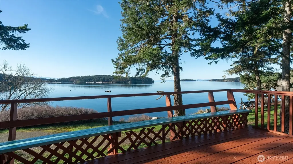 24 Starboard Road Lopez Island WA 98261