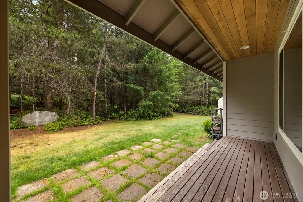 11991 William Heights Ln. SW Port Orchard WA 98367
