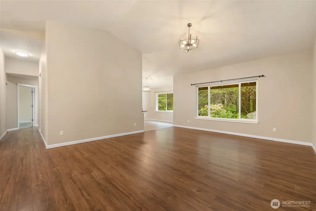 11991 William Heights Ln. SW Port Orchard WA 98367