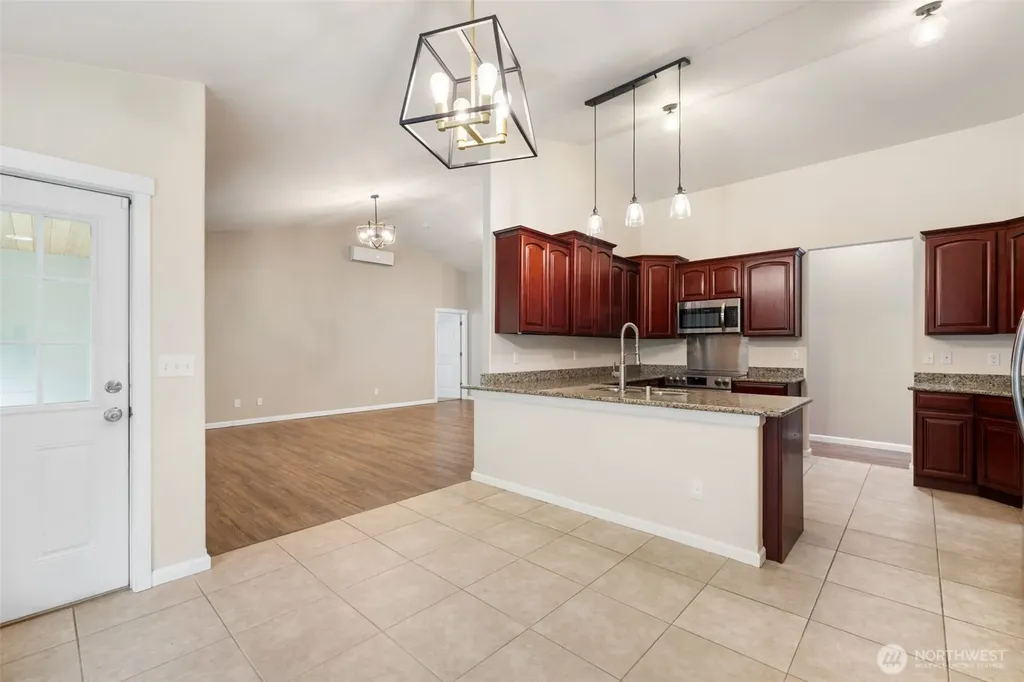 11991 William Heights Ln. SW Port Orchard WA 98367