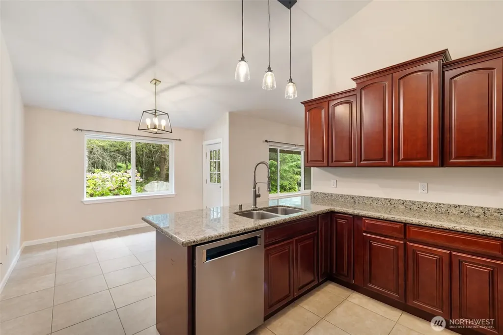 11991 William Heights Ln. SW Port Orchard WA 98367