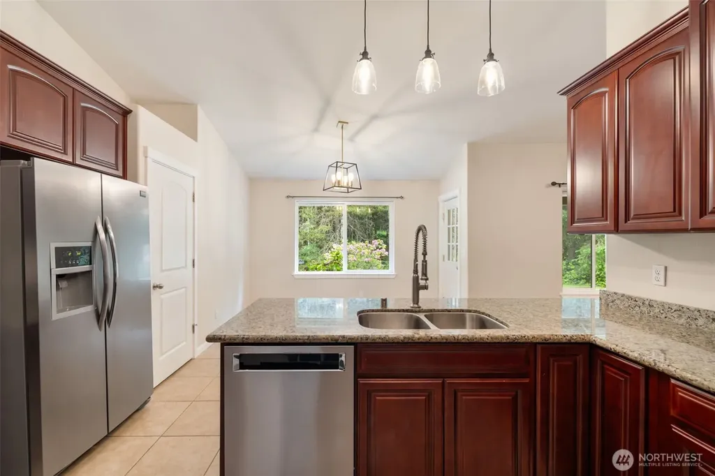11991 William Heights Ln. SW Port Orchard WA 98367