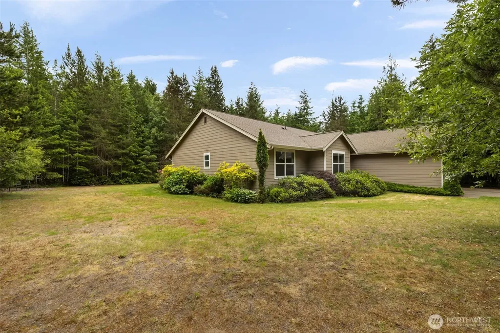 11991 William Heights Ln. SW Port Orchard WA 98367