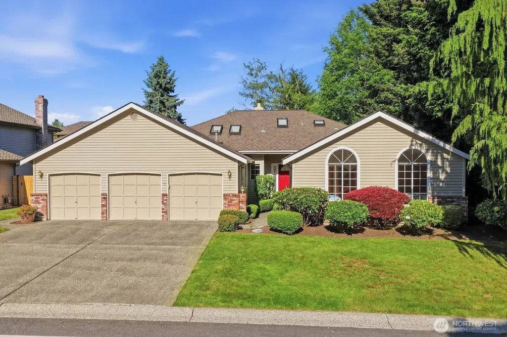 12528 42nd Drive SE Everett WA 98208