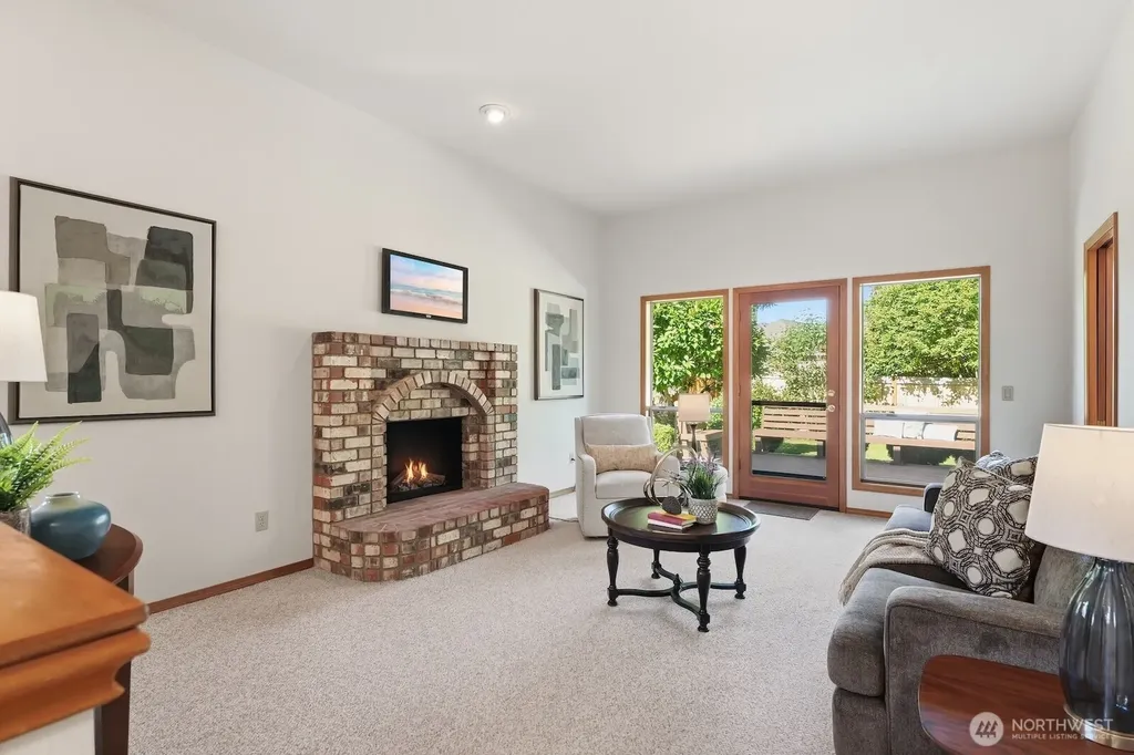 12528 42nd Drive SE Everett WA 98208