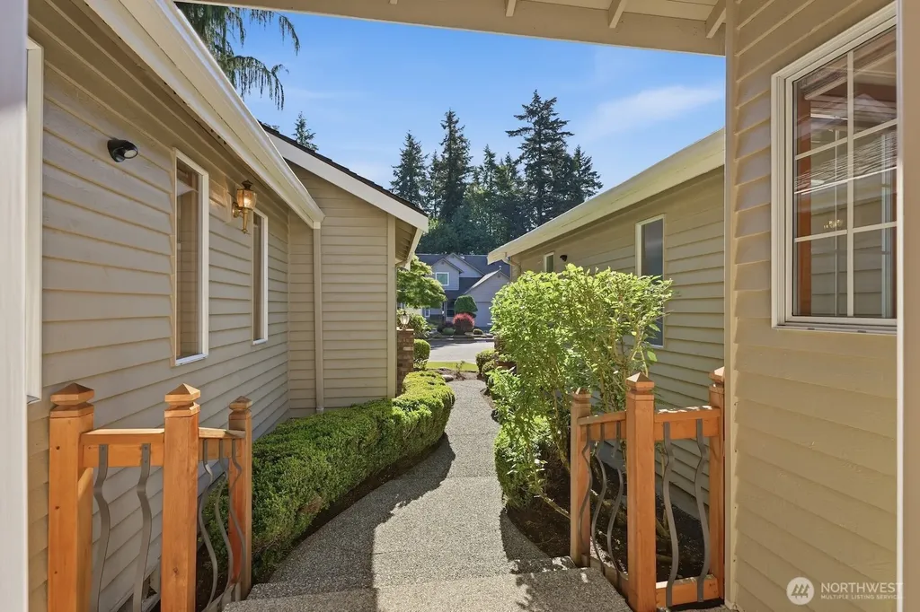12528 42nd Drive SE Everett WA 98208