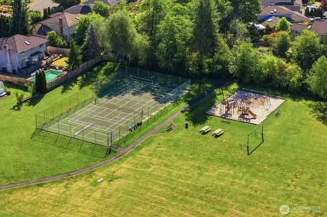 12528 42nd Drive SE Everett WA 98208