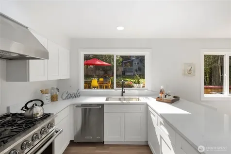 1759 173rd Avenue NE Bellevue WA 98008