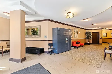 700 E Denny Way Seattle WA 98122