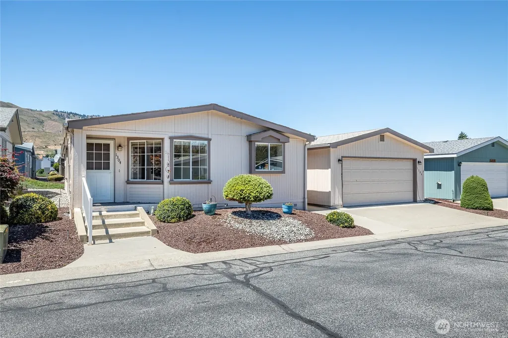 1304 Icicle Place Wenatchee WA 98801