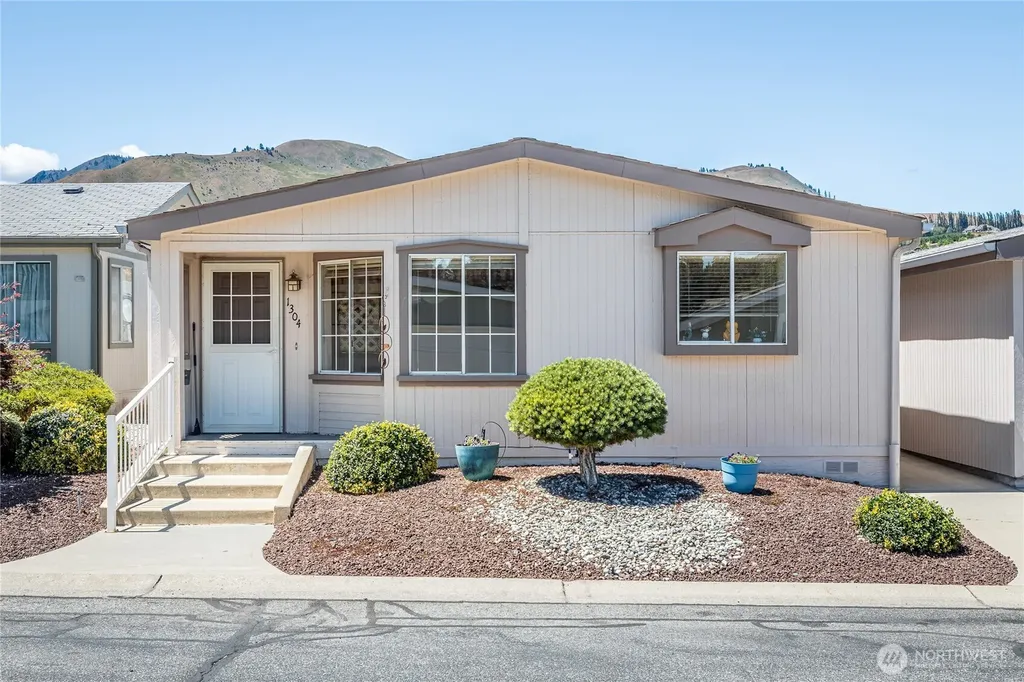 1304 Icicle Place Wenatchee WA 98801
