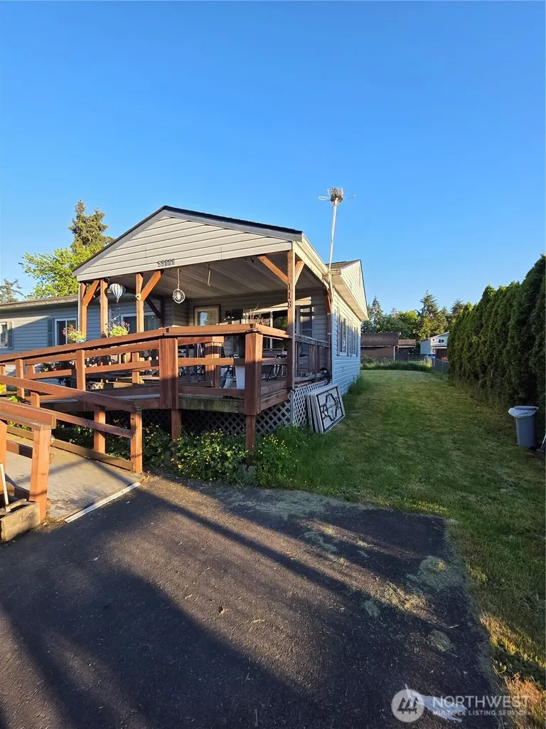 22118 128th Street E Bonney Lake WA 98391