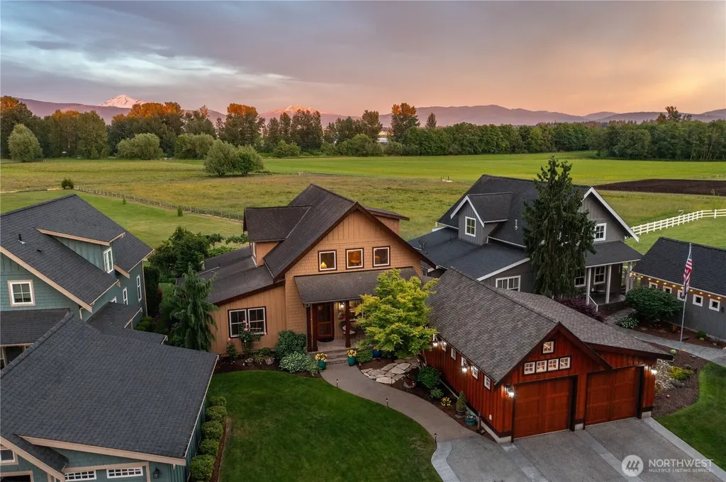 213 Rosemary Way Lynden WA 98264