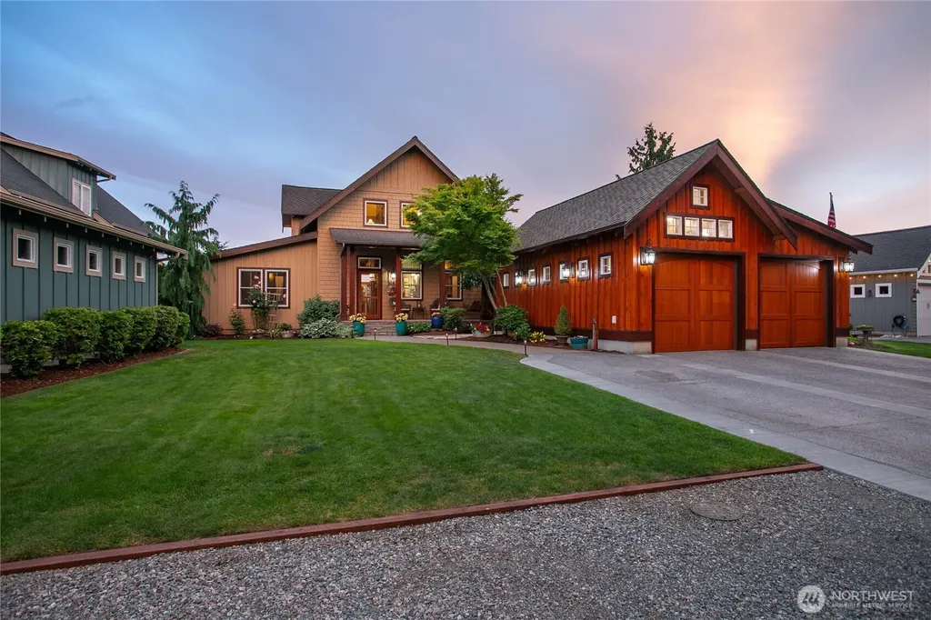 213 Rosemary Way Lynden WA 98264