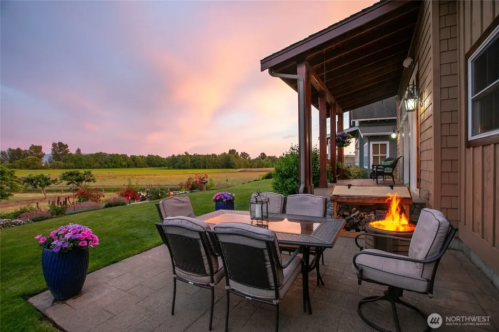 213 Rosemary Way Lynden WA 98264