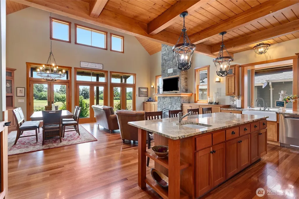 213 Rosemary Way Lynden WA 98264