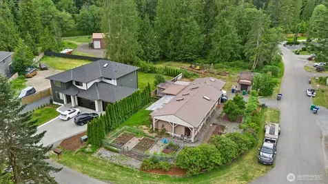 10024 228th Pl SE Woodinville WA 98077