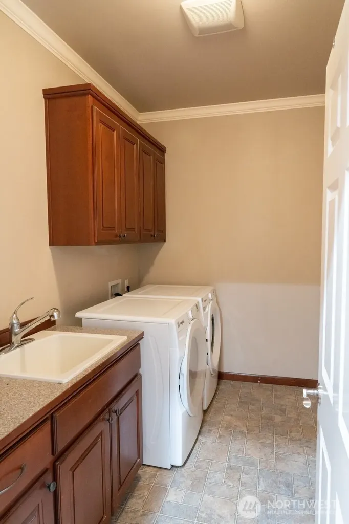 19626 NE 42nd Way Sammamish WA 98074