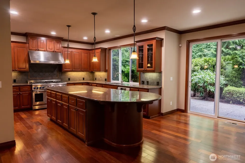 19626 NE 42nd Way Sammamish WA 98074