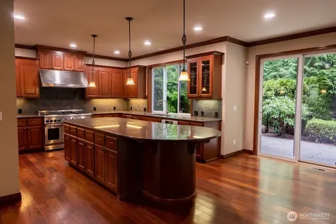 19626 NE 42nd Way Sammamish WA 98074
