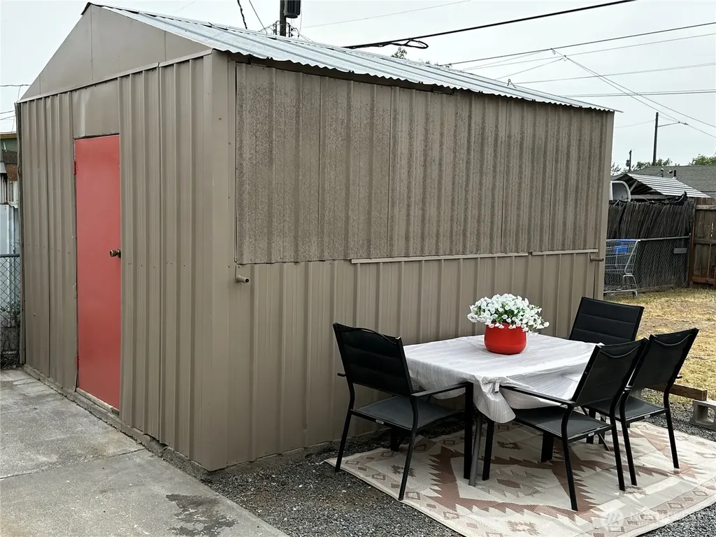 1125 SE Cottage Street Ephrata WA 98823