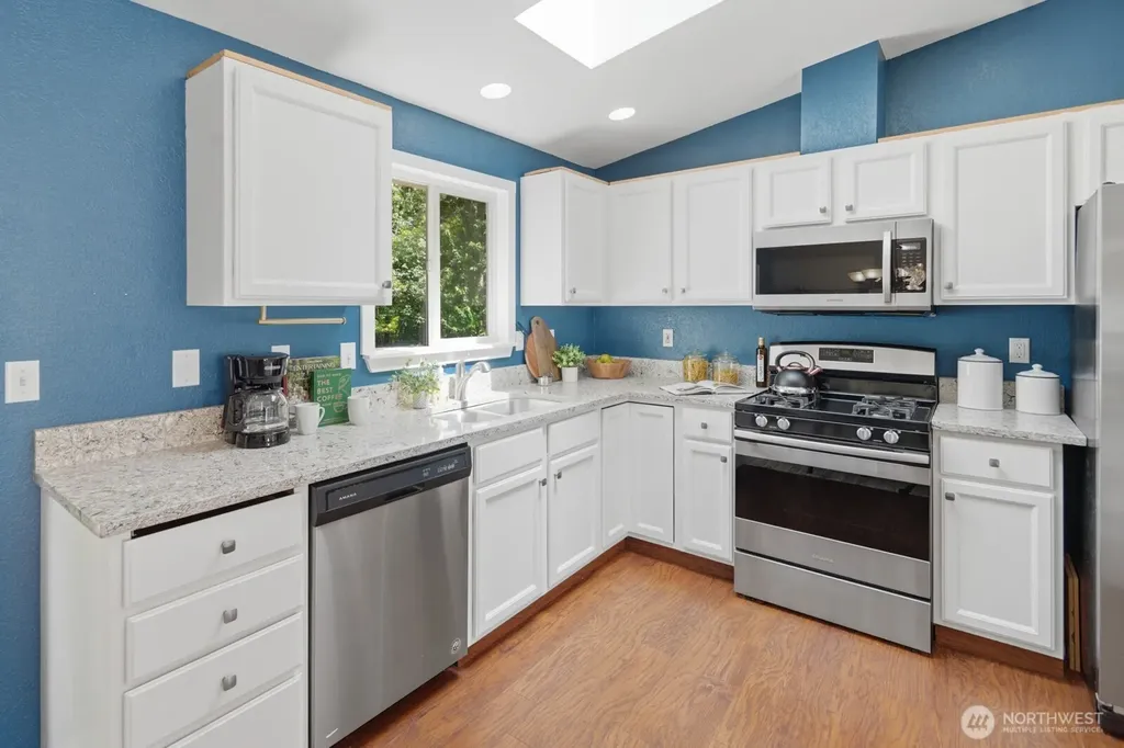1304 85th Drive NE Lake Stevens WA 98258