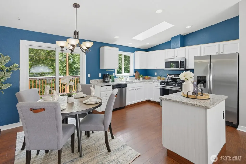 1304 85th Drive NE Lake Stevens WA 98258