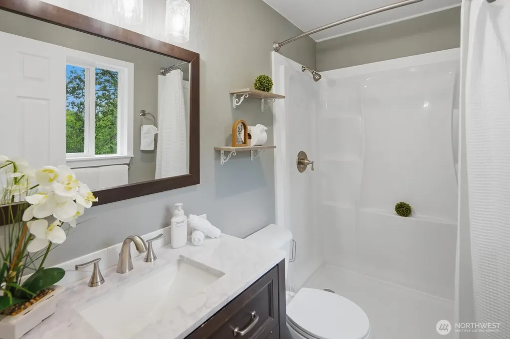 1304 85th Drive NE Lake Stevens WA 98258