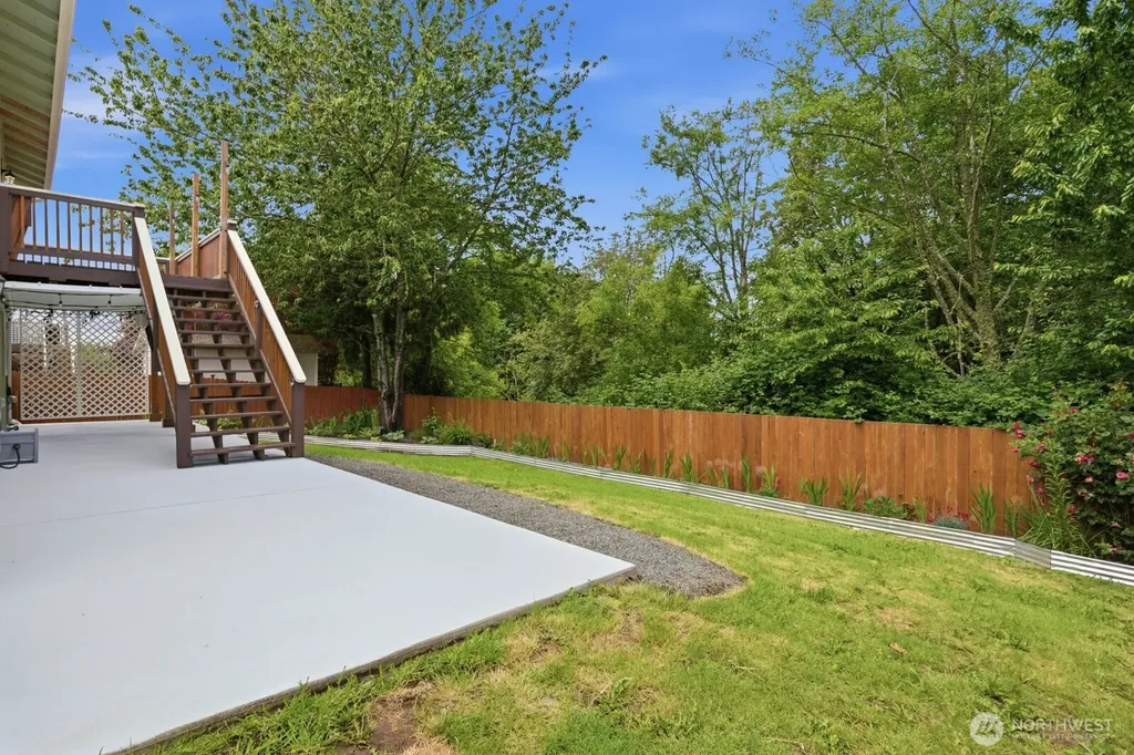 1304 85th Drive NE Lake Stevens WA 98258