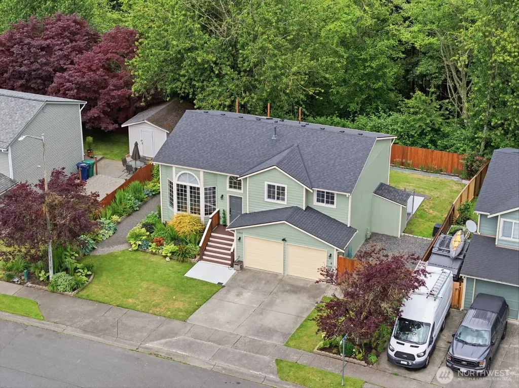 1304 85th Drive NE Lake Stevens WA 98258