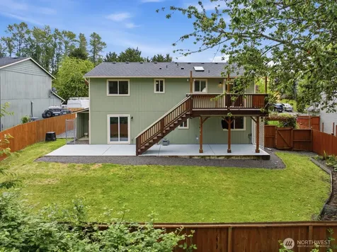 1304 85th Drive NE Lake Stevens WA 98258