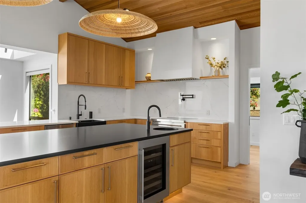 13441 64th Terrace NE Kirkland WA 98034