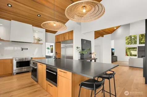 13441 64th Terrace NE Kirkland WA 98034