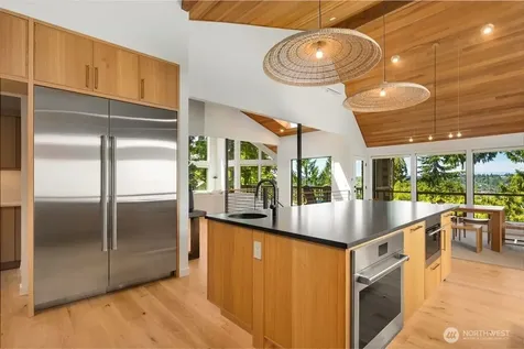13441 64th Terrace NE Kirkland WA 98034