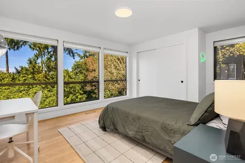 13441 64th Terrace NE Kirkland WA 98034